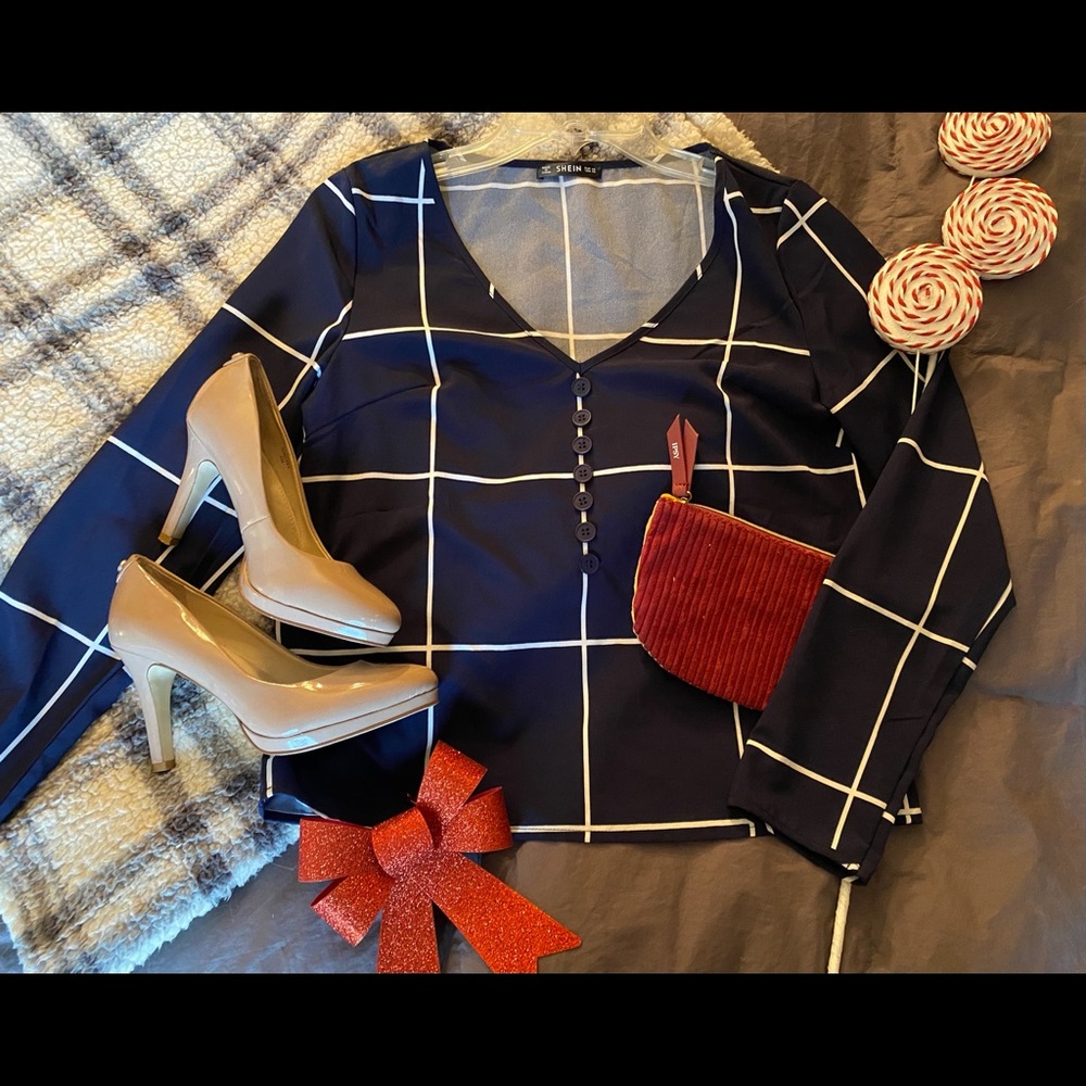 🛍NWOT Long sleeve blouse🛍